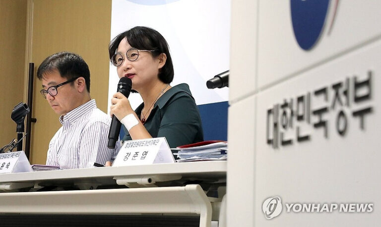 외국인 이름 표기법 표준안 제정 (성+이름 순으로)