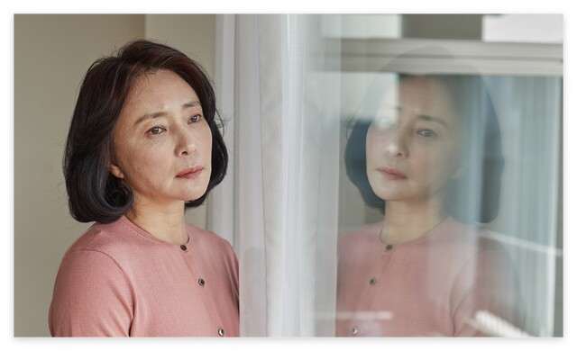 폐경기 단계 이해하기 : 폐경 전, 폐경기, 폐경 후